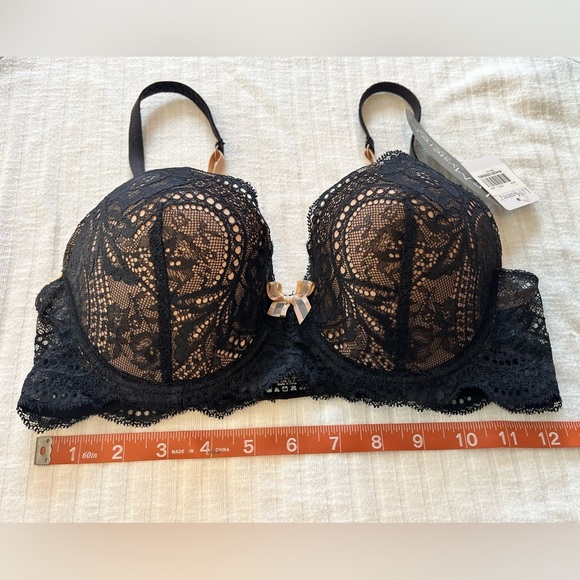 Le mystere Isabella Bra 36C Memory Foam Padded Underwire Lace *New With Tags* - Picture 8 of 8
